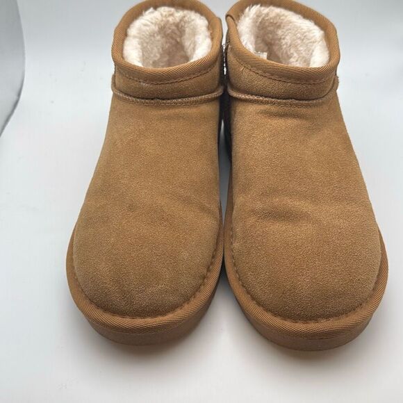 CUSHIONAIRE Women's Hip 2 Genuine SuedeβAnkle Snow Boots SIZE 7 CHESTNUT PREOWNE - Picture 2 of 7